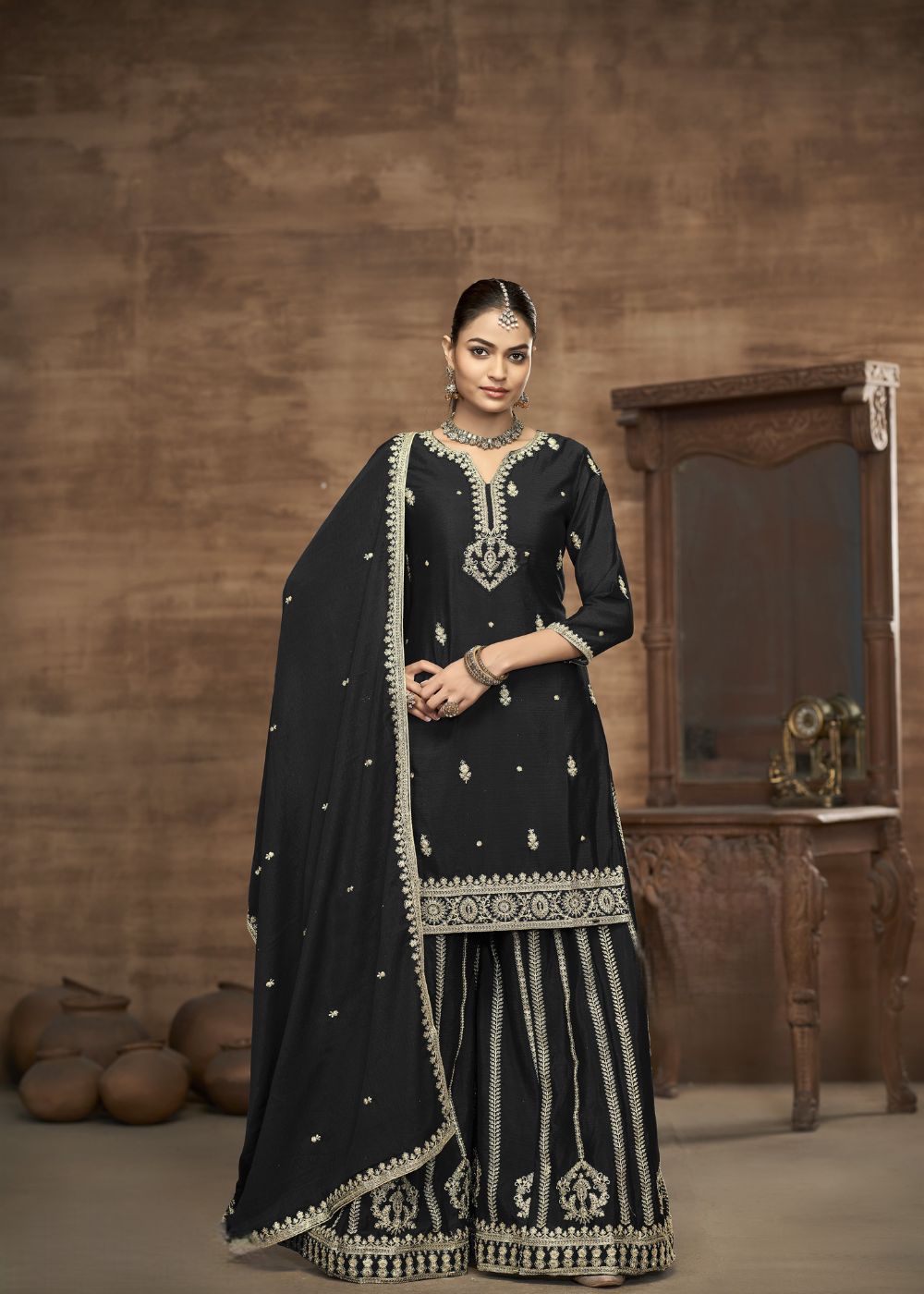 Royal Black - Designer Chinon Silk Suit Set : Ethnic