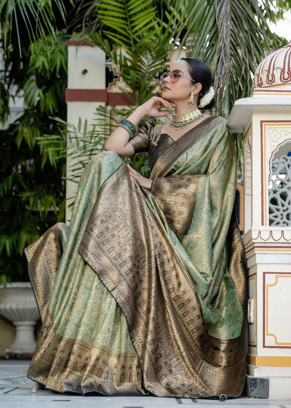 Mint Gold Elegance-Soft Zari & Meenakari Woven (Jaal & Kairi Pattern) all over Saree, Patta & Pallu