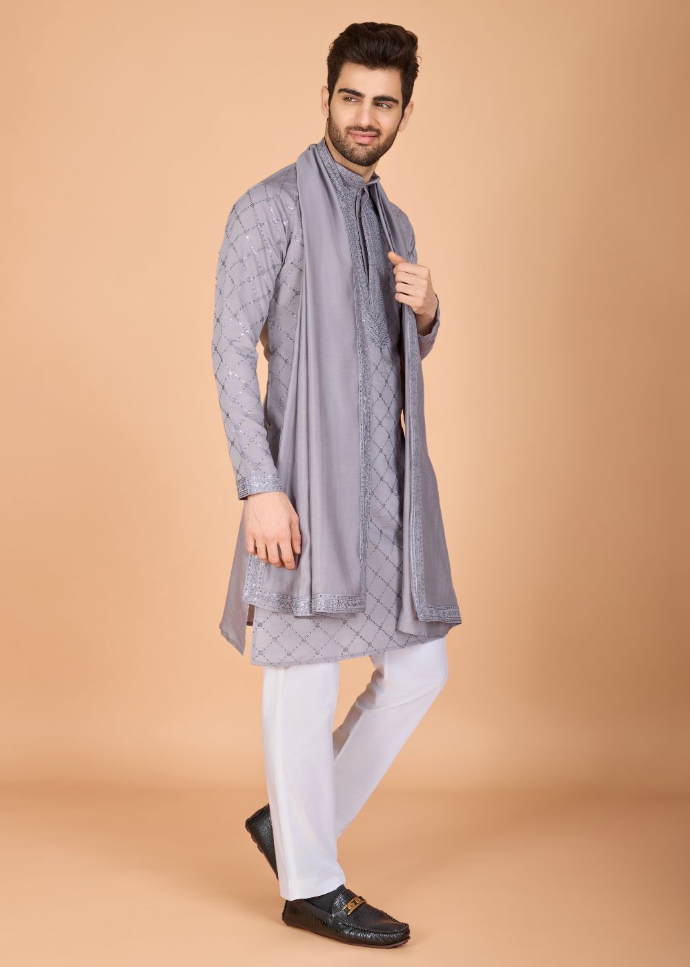 Elegant Grey Silk Kurta Set with Dupatta Detailing
