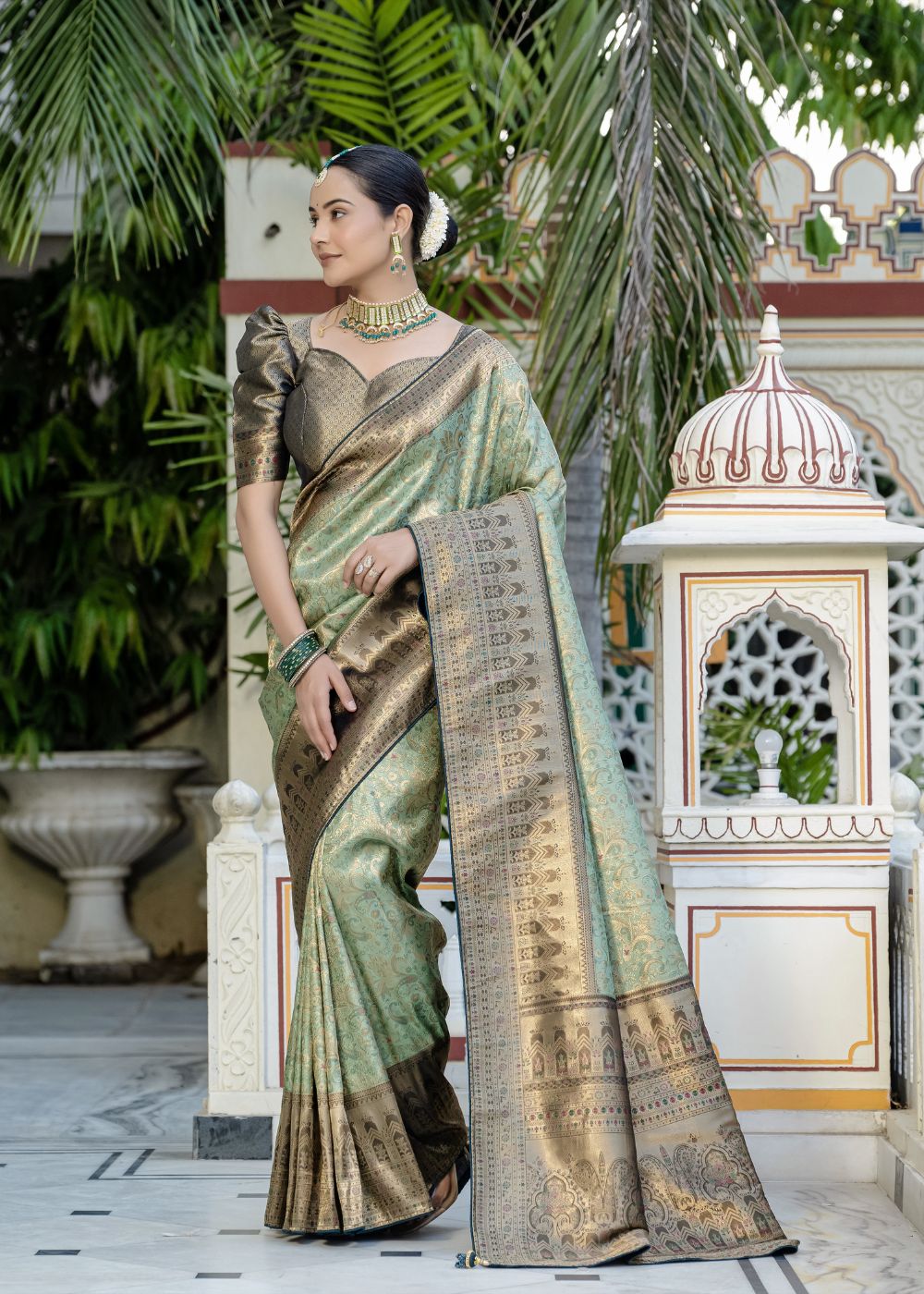 Mint Gold Elegance-Soft Zari & Meenakari Woven (Jaal & Kairi Pattern) all over Saree, Patta & Pallu