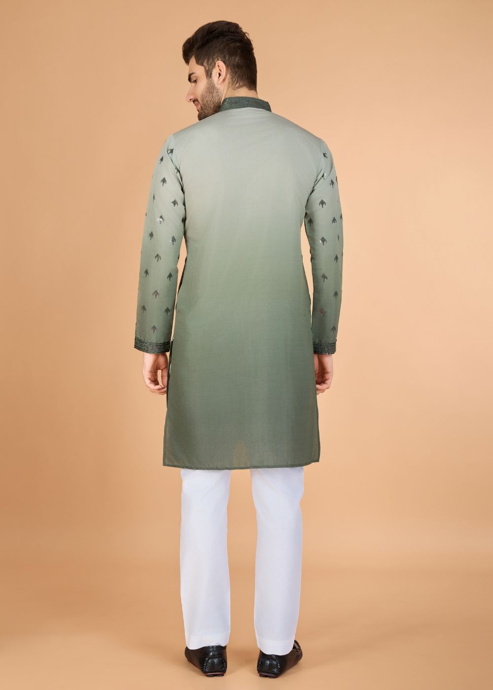 Omber Green Regal Kurta – Majestic Thread Embroidered Style