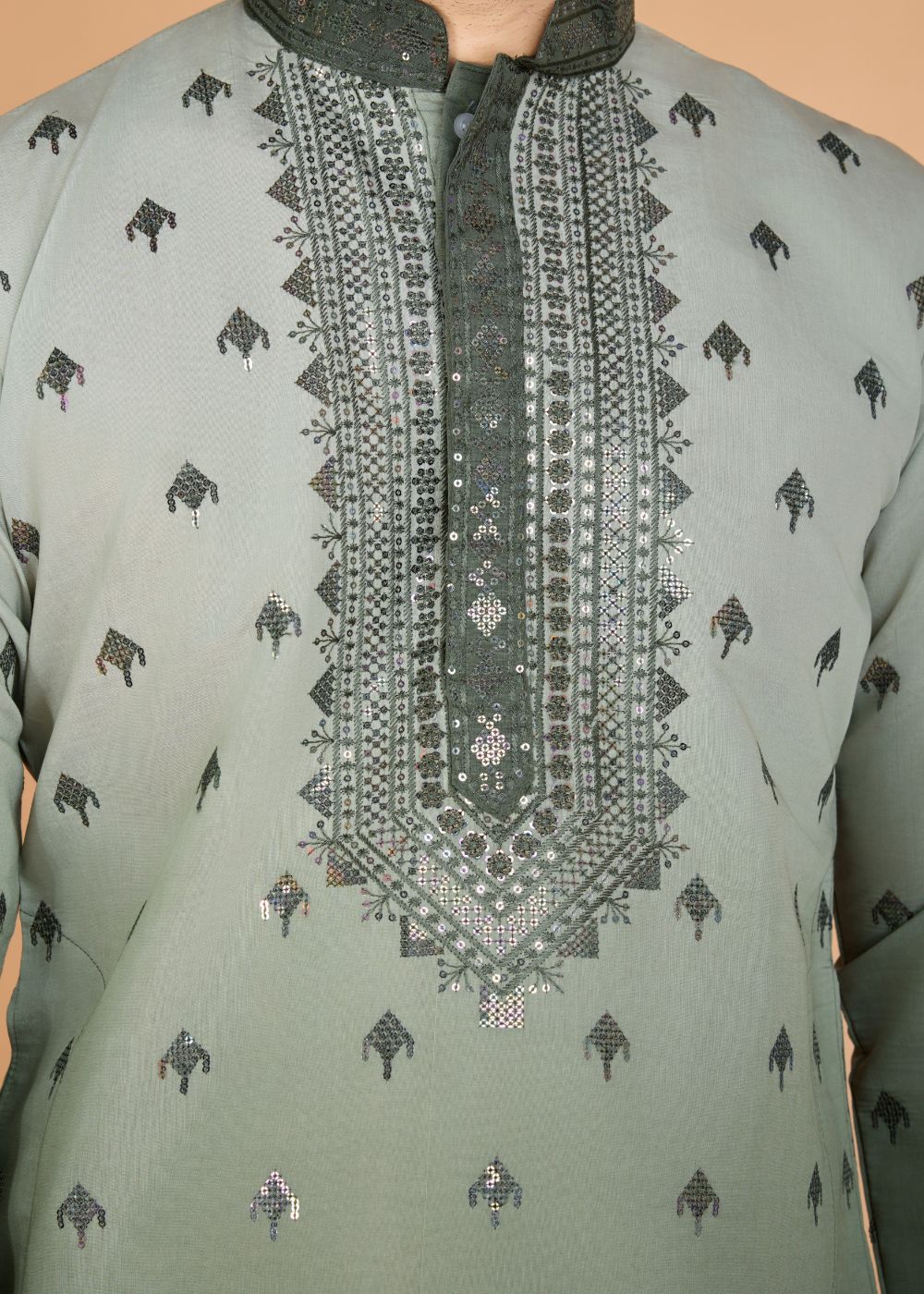Omber Green Regal Kurta – Majestic Thread Embroidered Style