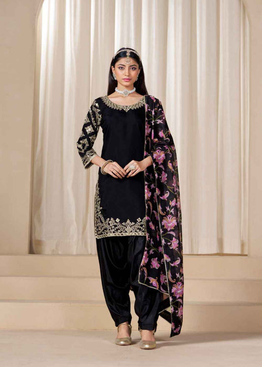 Midnight Black Elegance