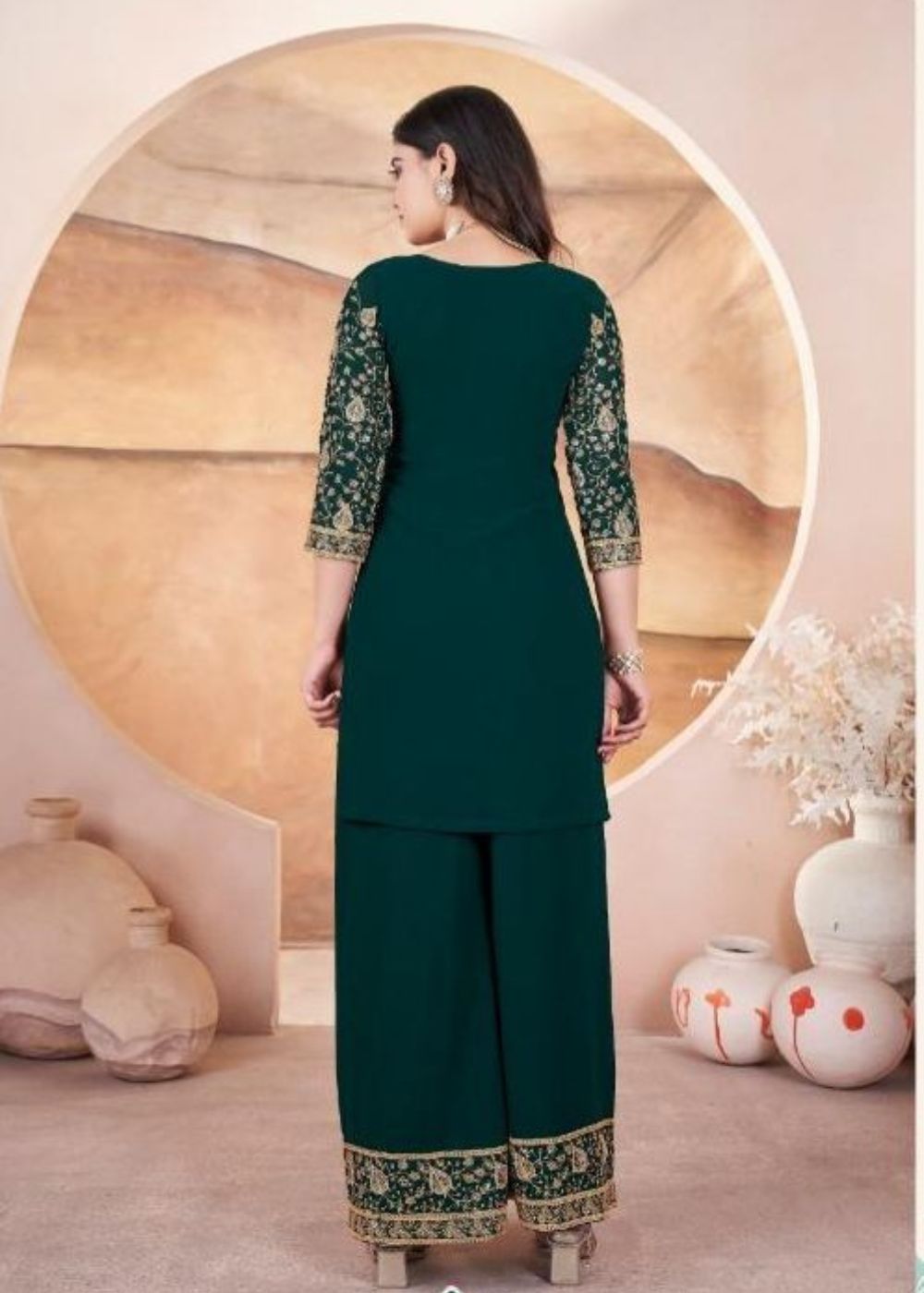 Hariyaali–Emerald Green Embroidered Georgette Ensemble